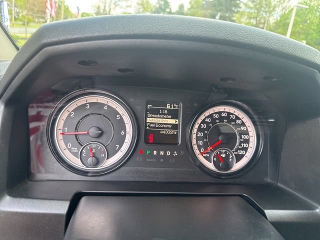 Used 2024 RAM 1500 Classic SLT AWD/4WD image 25