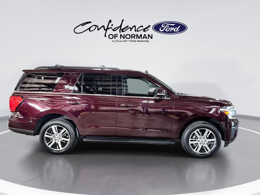 Certified 2024 Ford Expedition XLT RWD image 10