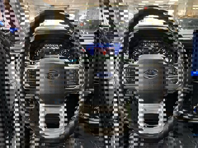 Certified 2024 Ford Expedition Max XLT image 6