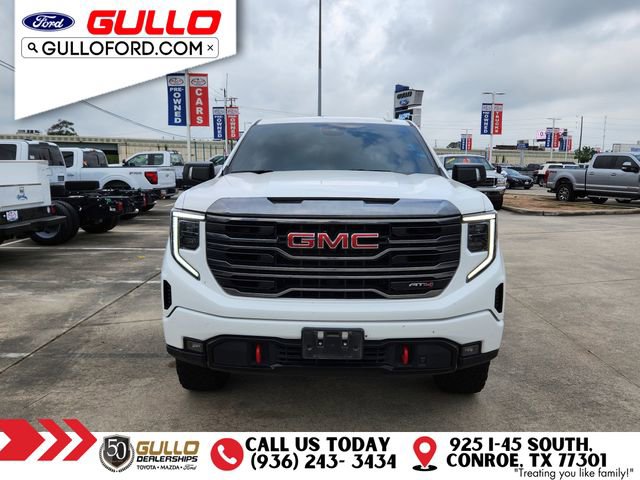 Used 2022 GMC Sierra 1500 AT4 w/ AT4 Preferred Package AWD/4WD image 2