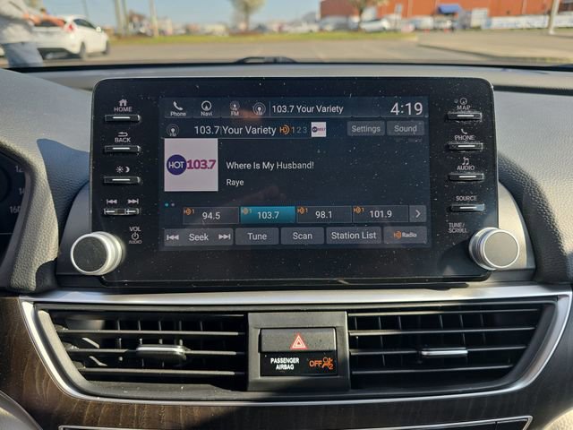 Used 2018 Honda Accord EX-L image 16