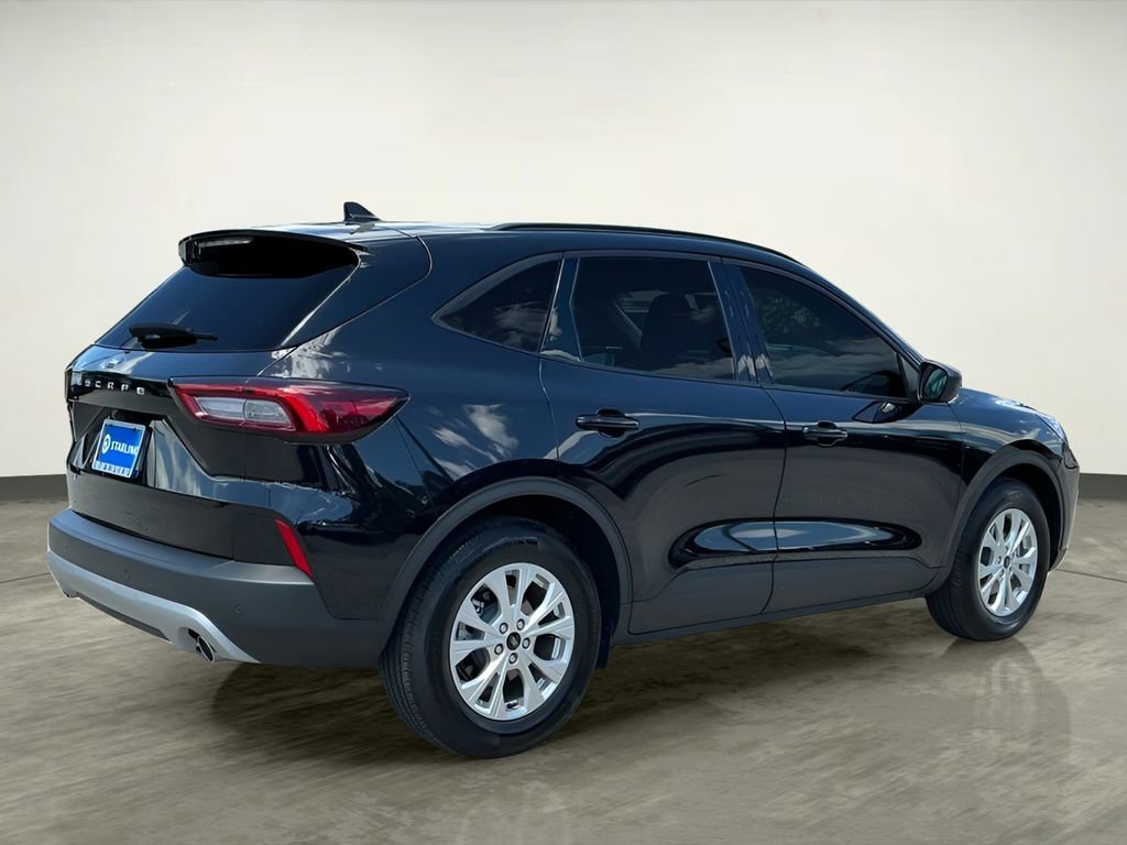 Certified 2025 Ford Escape Active w/ Tech Pack #1 FWD image 8