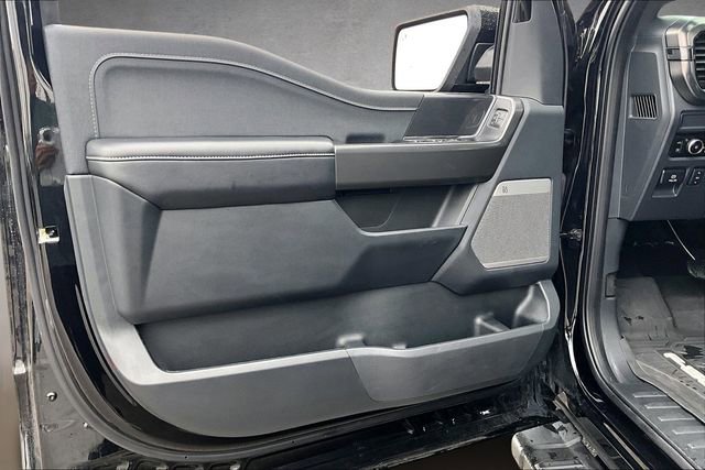 Certified 2025 Ford F150 Lariat w/ Equipment Group 501A Mid image 17