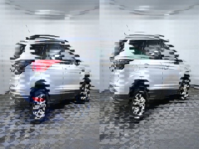Certified 2019 Ford Escape SEL image 4