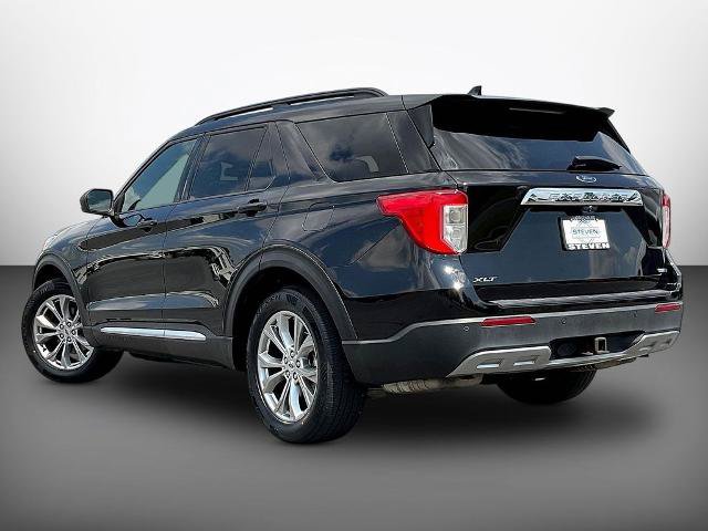 Certified 2020 Ford Explorer XLT w/ Equipment Group 202A AWD/4WD image 4