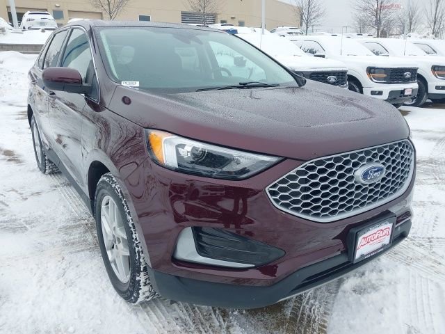 Certified 2024 Ford Edge SEL image 8