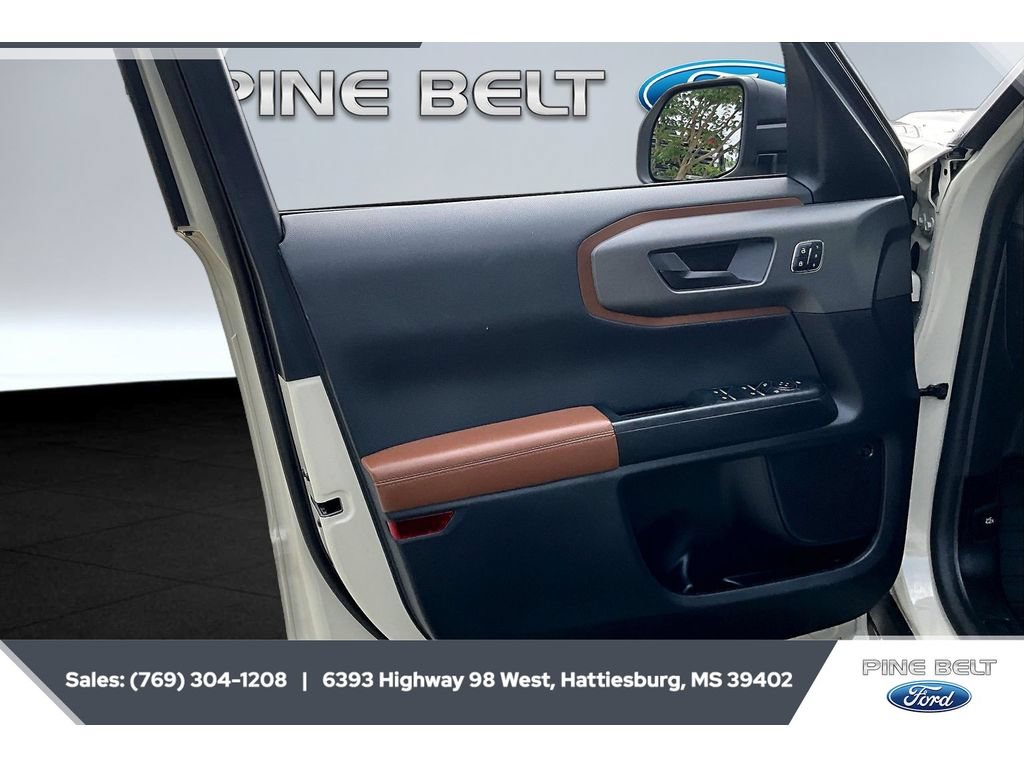 Certified 2025 Ford Bronco Sport Outer Banks w/ Outer Banks Tech Package+ AWD/4WD image 17