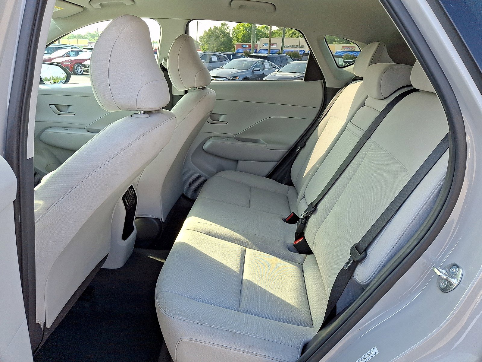 Used 2024 Hyundai Kona SEL AWD/4WD image 9
