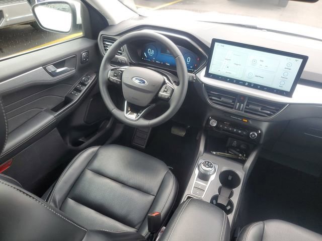 Certified 2024 Ford Escape Platinum AWD/4WD image 28