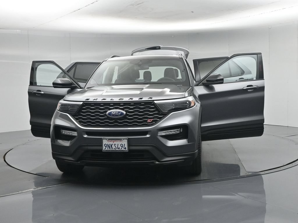 Certified 2024 Ford Explorer ST w/ Equipment Group 401A AWD/4WD image 38