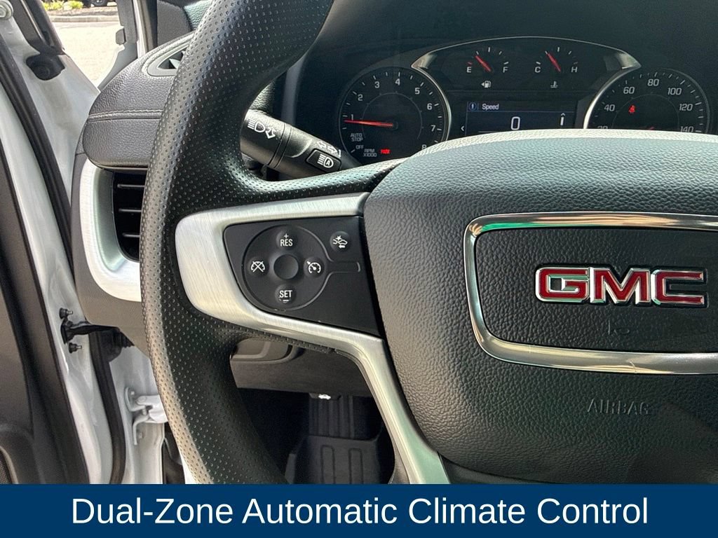 Used 2024 GMC Terrain SLE w/ Driver Convenience Package FWD image 20
