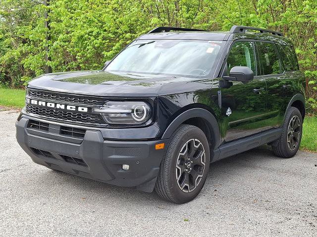 Certified 2025 Ford Bronco Sport Outer Banks w/ Outer Banks Tech Package+ AWD/4WD image 3