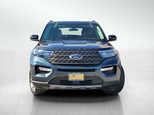 Certified 2022 Ford Explorer XLT w/ Equipment Group 202A image 5