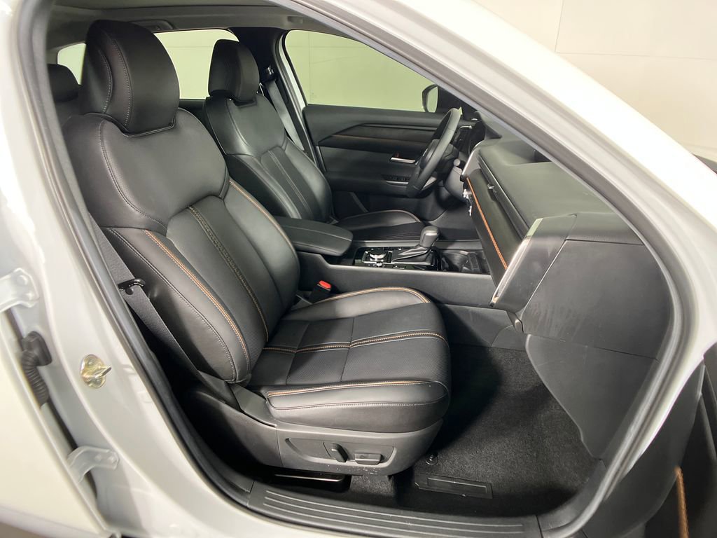 Used 2025 MAZDA CX-50 2.5 Hybrid w/ Weather Package image 11