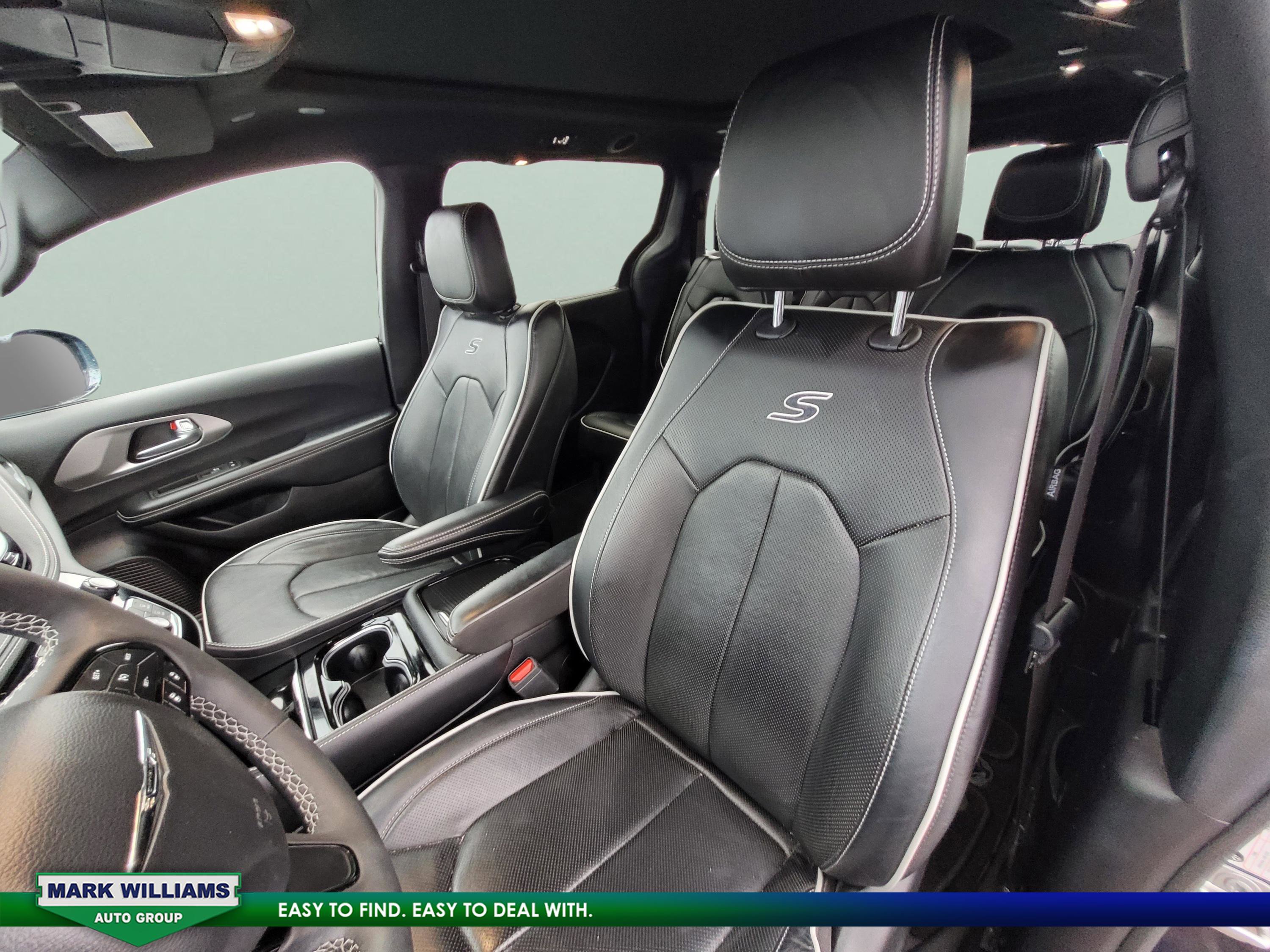 Used 2022 Chrysler Pacifica Limited w/ S Appearance Package image 34