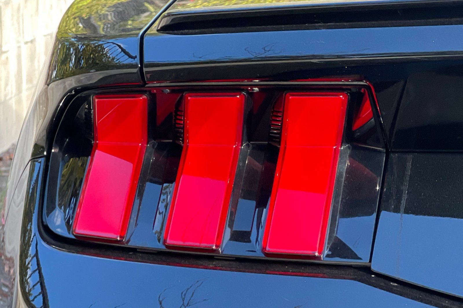 Certified 2025 Ford Mustang Coupe RWD image 42