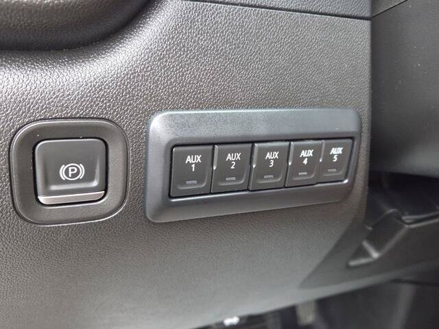 Used 2022 Chevrolet Silverado 2500 Custom w/ Gooseneck/5TH Wheel Package AWD/4WD image 29