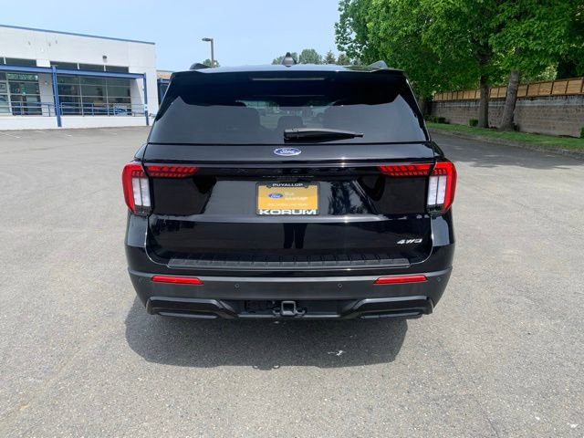 Certified 2025 Ford Explorer ST-Line w/ Premium Package AWD/4WD image 5
