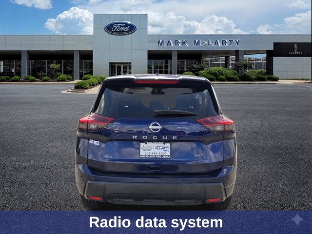 Used 2024 Nissan Rogue SV FWD image 4