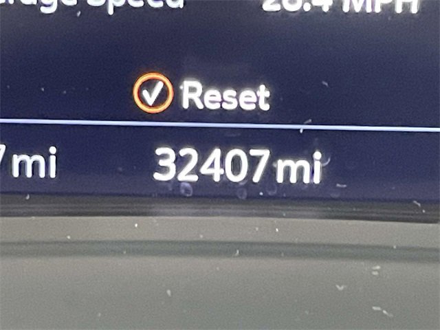 Used 2022 Buick Envision Avenir w/ Technology Package II image 21