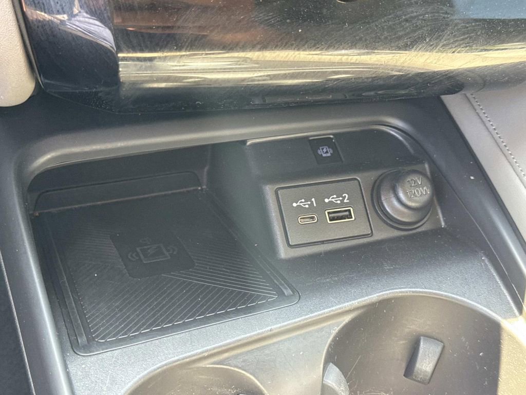 Used 2023 INFINITI QX50 Luxe image 28