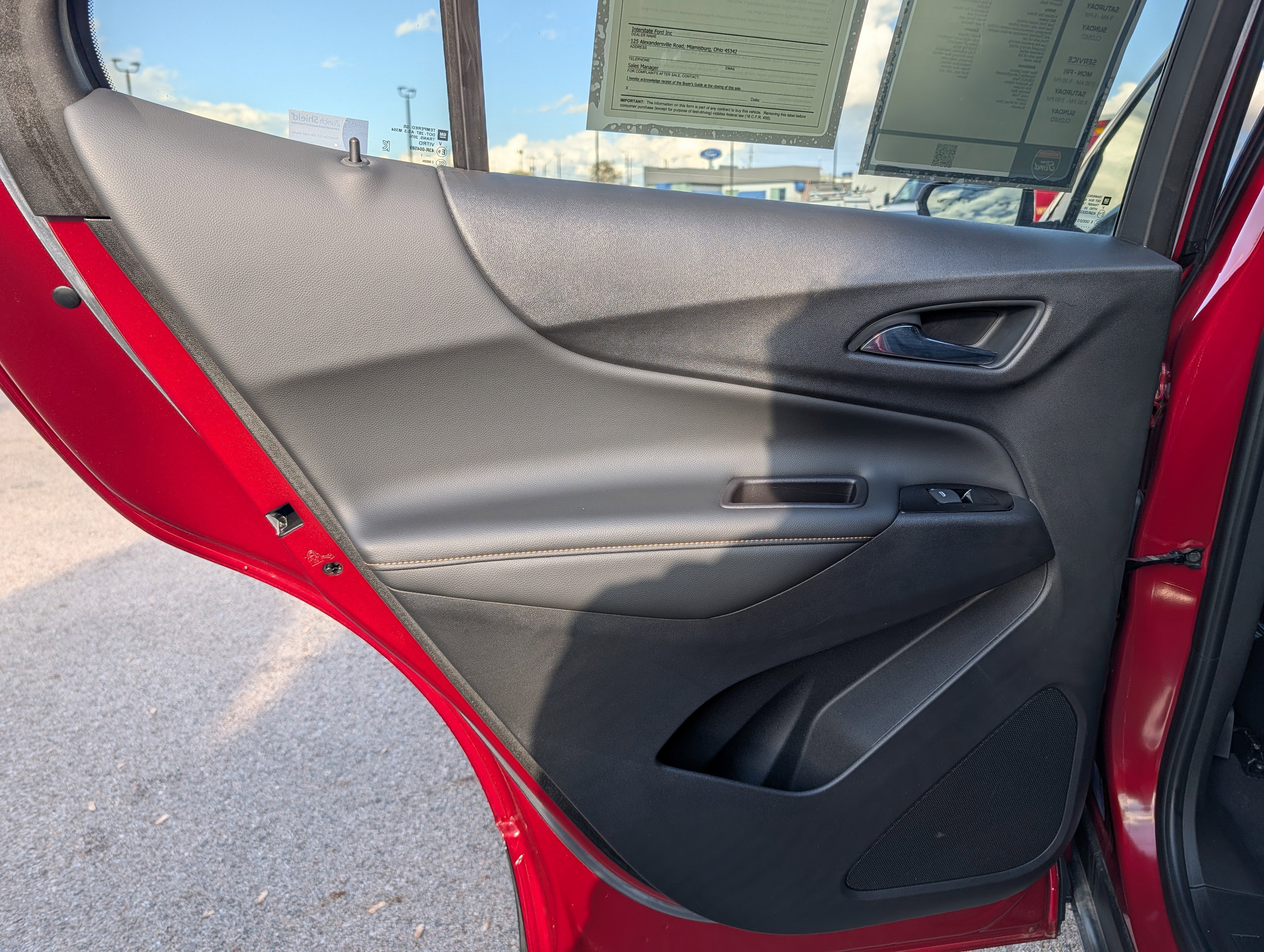 Used 2022 Chevrolet Equinox Premier image 38