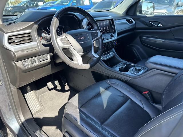 Used 2020 GMC Acadia SLT w/ Driver Alert Package II image 18