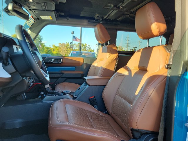 Certified 2024 Ford Bronco Heritage Edition AWD/4WD image 9