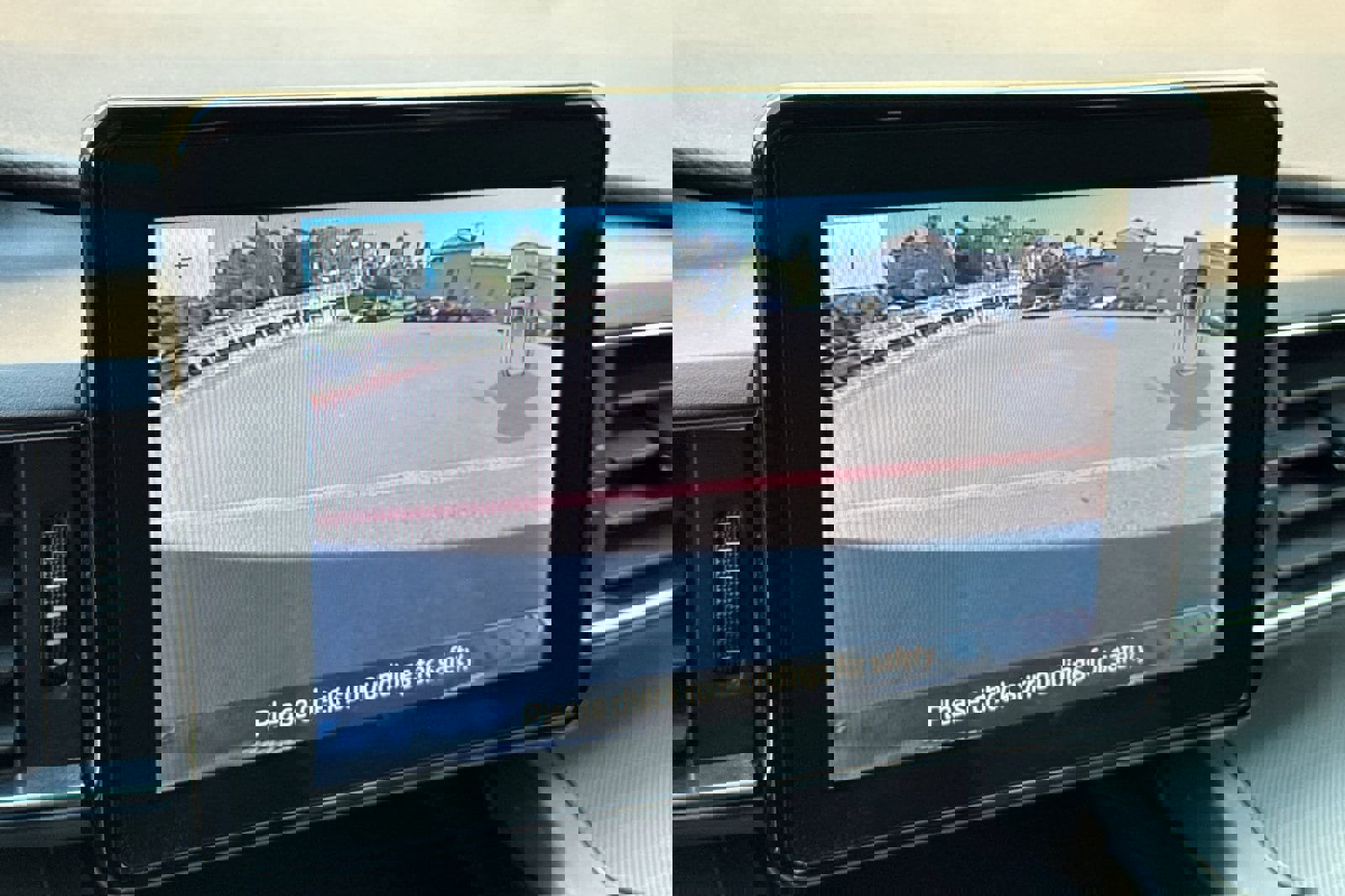 Certified 2022 Ford Explorer XLT w/ Equipment Group 202A image 21