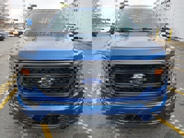 Certified 2022 Ford F150 XLT w/ Equipment Group 302A High image 3