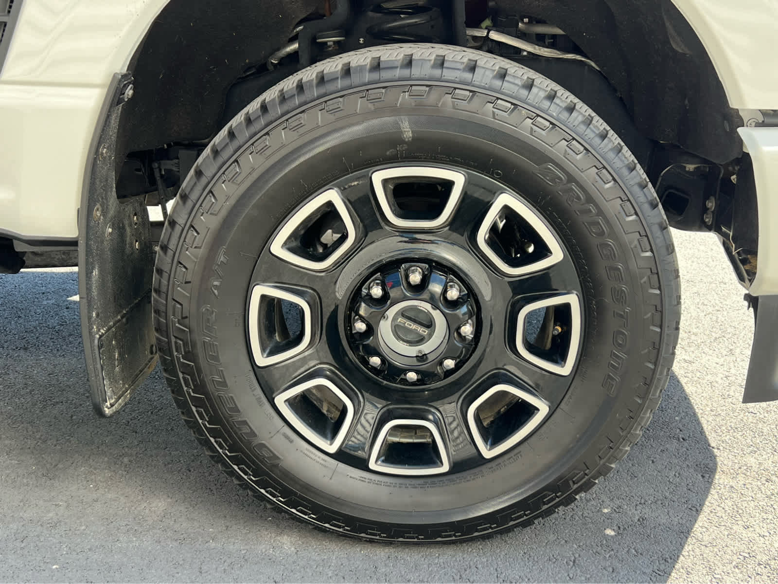 Certified 2025 Ford F350 Platinum image 16