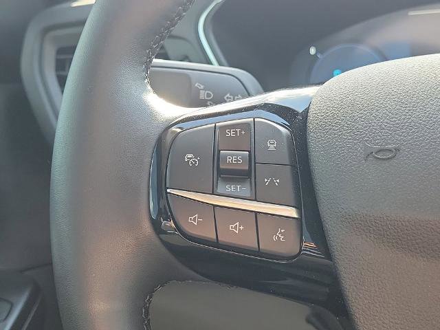 Certified 2024 Ford Escape SE w/ PHEV Premium Package FWD image 26