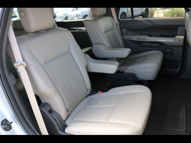 Certified 2020 Ford Expedition XLT w/ Equipment Group 202A AWD/4WD image 11