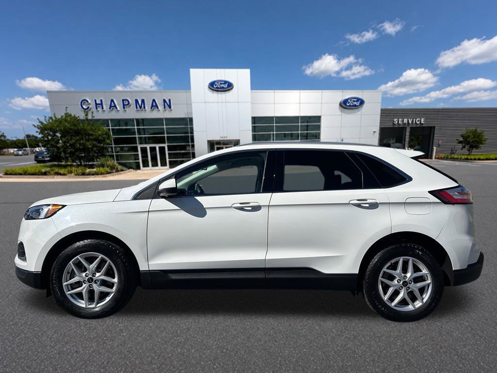 Certified 2024 Ford Edge SEL w/ Convenience Package AWD/4WD image 2