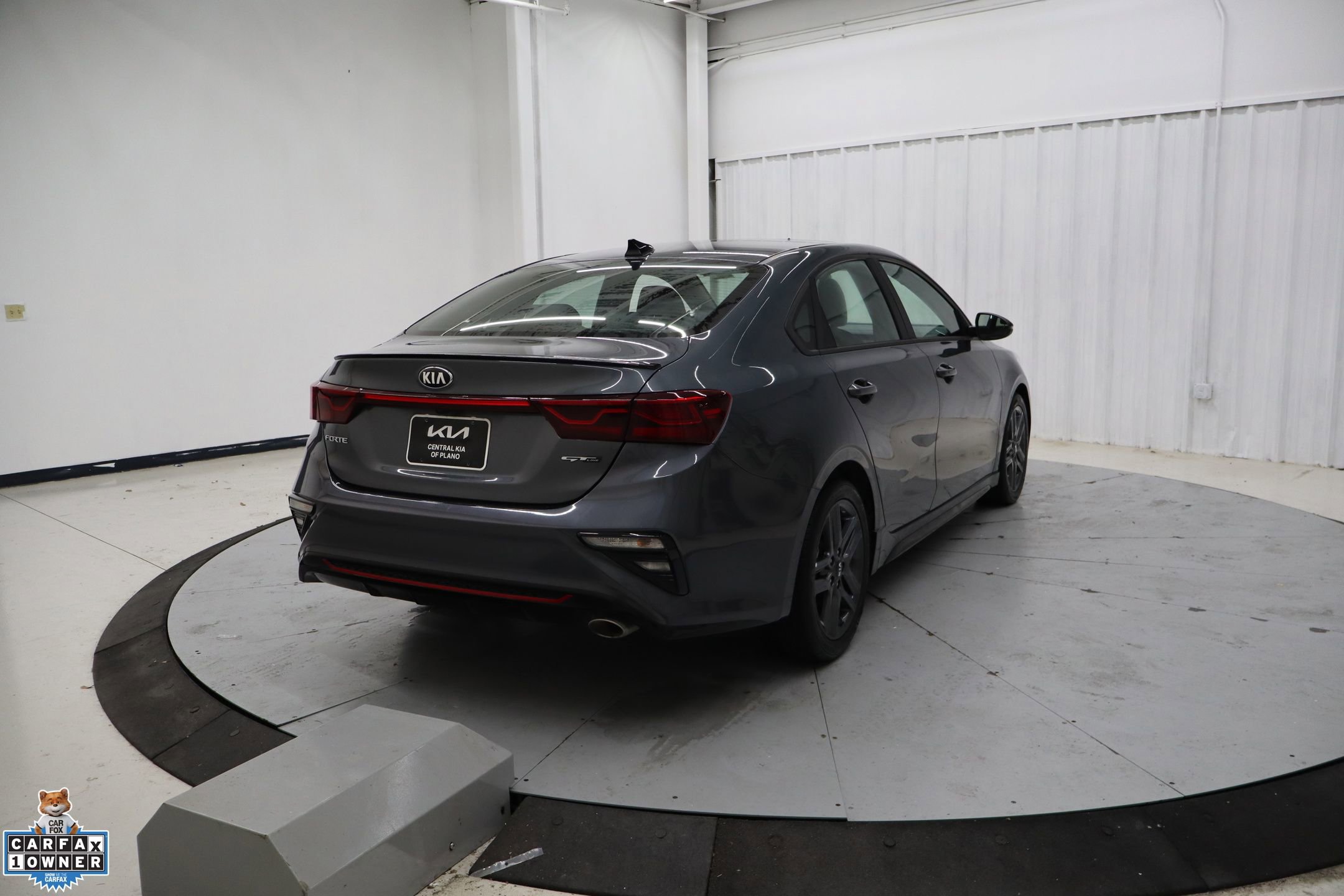 Used 2021 Kia Forte GT-Line w/ GT-Line Premium Package image 4