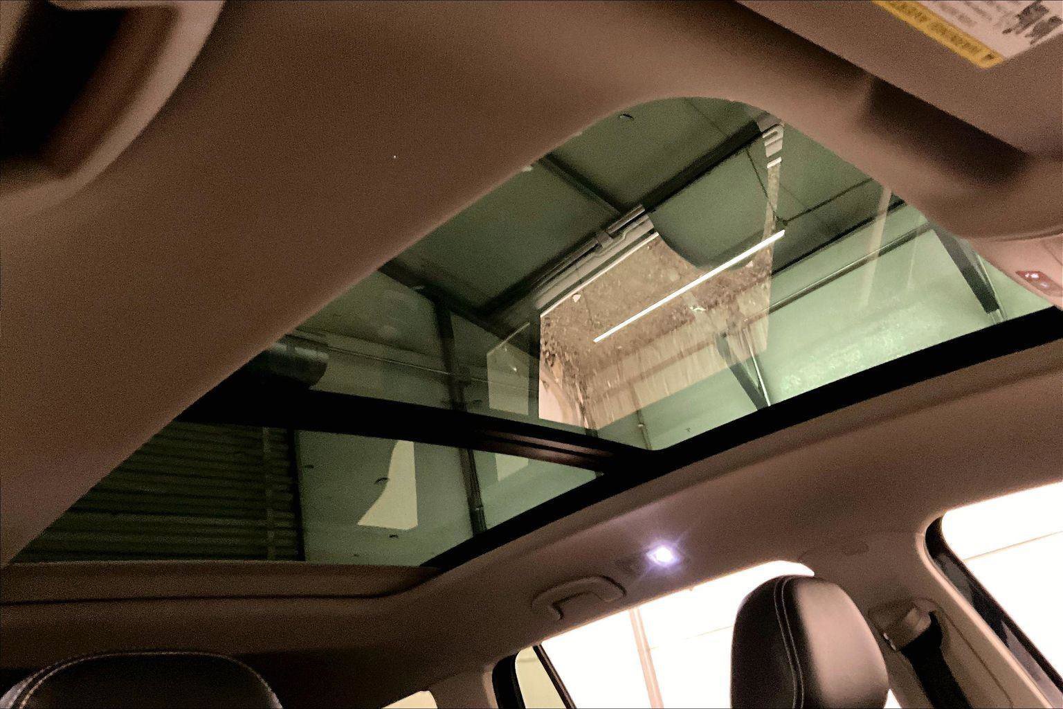 Used 2023 Volkswagen Atlas SE image 21