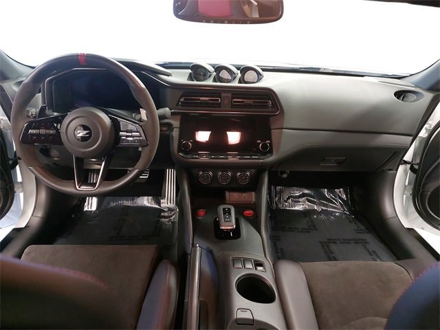 Used 2024 Nissan Z NISMO w/ Floor Mat Package image 9