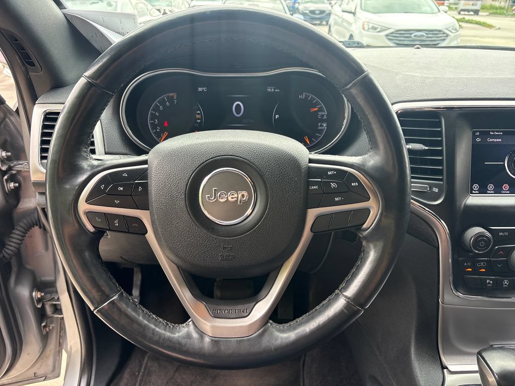 Used 2018 Jeep Grand Cherokee Laredo RWD image 17