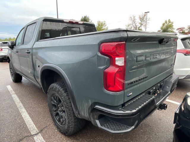 Used 2025 Chevrolet Silverado 1500 ZR2 w/ Dark Appearance Package AWD/4WD image 5