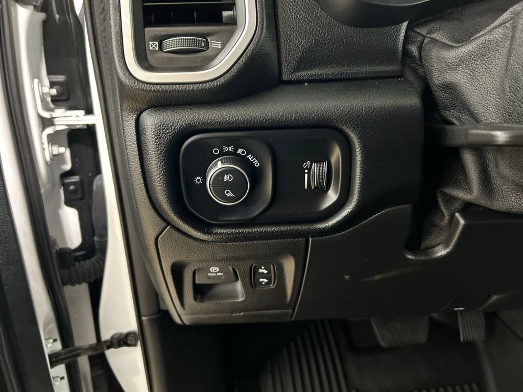 Used 2021 RAM 1500 Big Horn w/ Trailer Tow Group AWD/4WD image 14