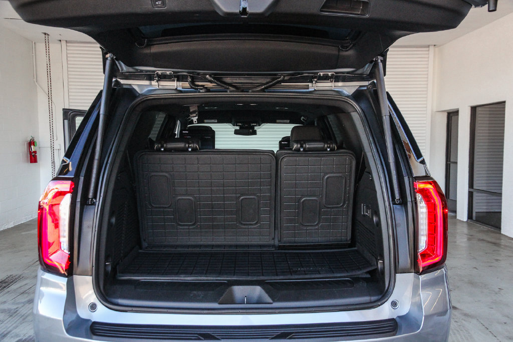 Used 2023 GMC Yukon SLT w/ SLT Luxury Package AWD/4WD image 26