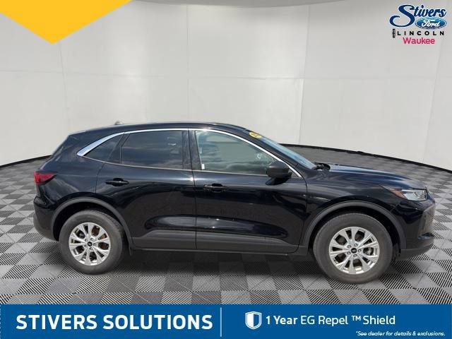 Certified 2023 Ford Escape Active AWD/4WD image 5
