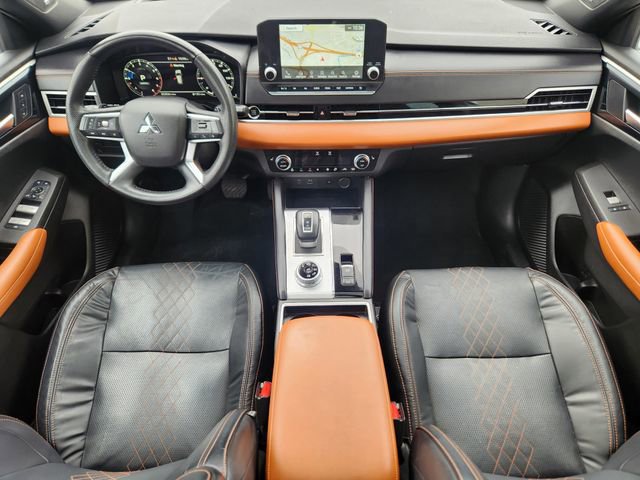 Used 2023 Mitsubishi Outlander SEL image 12
