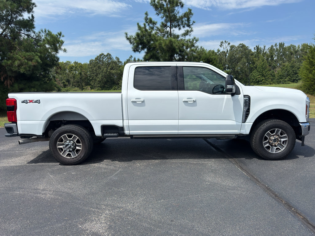 Certified 2025 Ford F250 Lariat AWD/4WD image 9