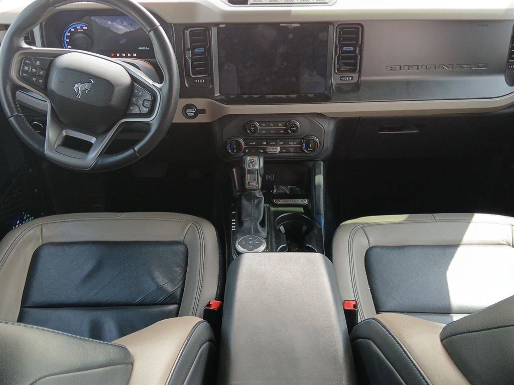 Certified 2022 Ford Bronco Wildtrak AWD/4WD image 18