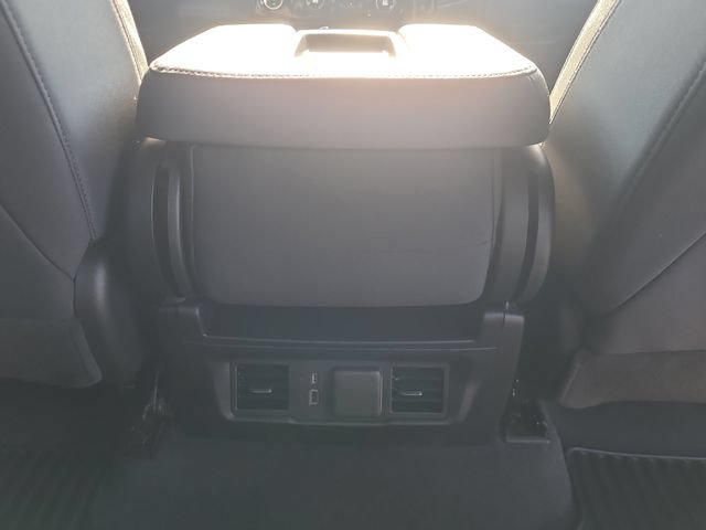 Used 2023 Chevrolet Silverado 1500 LT AWD/4WD image 19