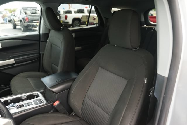 Certified 2022 Ford Explorer XLT RWD image 10