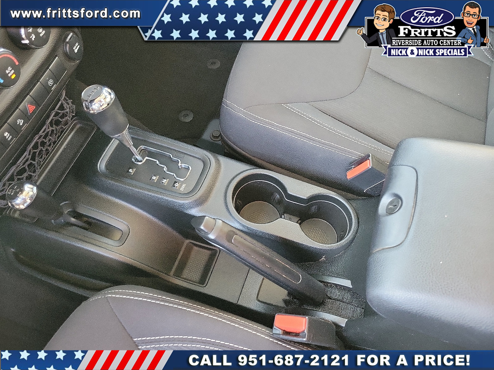 Used 2017 Jeep Wrangler Unlimited Rubicon w/ Connectivity Group AWD/4WD image 8