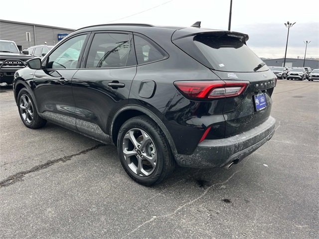 Certified 2025 Ford Escape ST-Line image 5