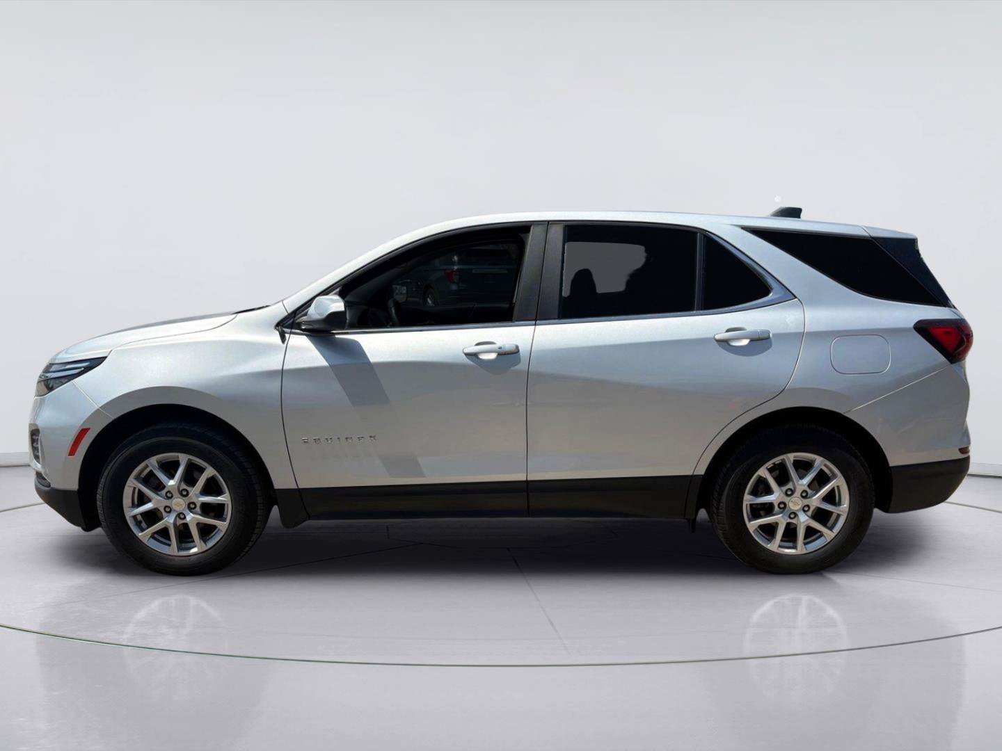 Used 2022 Chevrolet Equinox LT AWD/4WD image 8